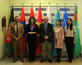 OSCE Academy Welcomes Delegation from National Public University in Budapest